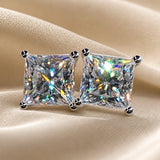 Brincos Brilhantes em Tom de Ouro Branco com Zircónia