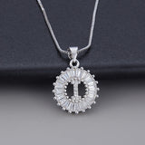 Colar com Inicial Z e Zircónia em Tom de Ouro Branco