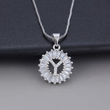 Colar com Inicial Z e Zircónia em Tom de Ouro Branco