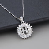 Colar com Inicial Z e Zircónia em Tom de Ouro Branco
