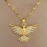 Colar Pássaro com Zircónia e Acabamento Dourado